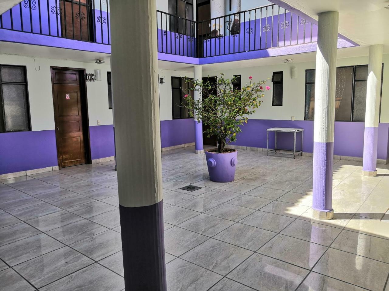 Hotel Los Arcos Pénjamo 외부 사진
